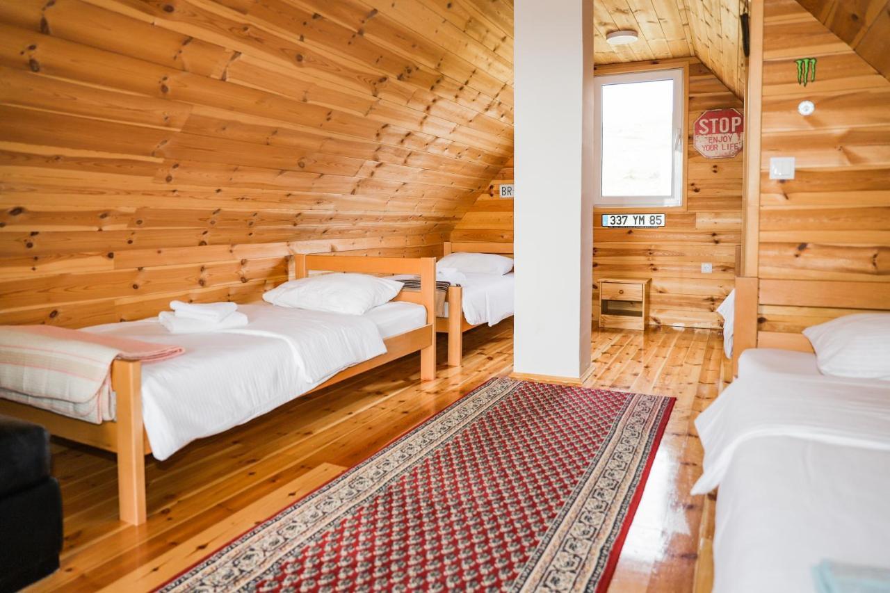 Guest House Sara Žabljak Eksteriør billede