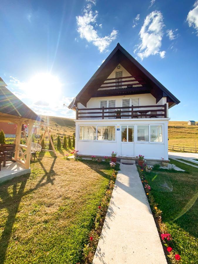 Guest House Sara Žabljak Eksteriør billede