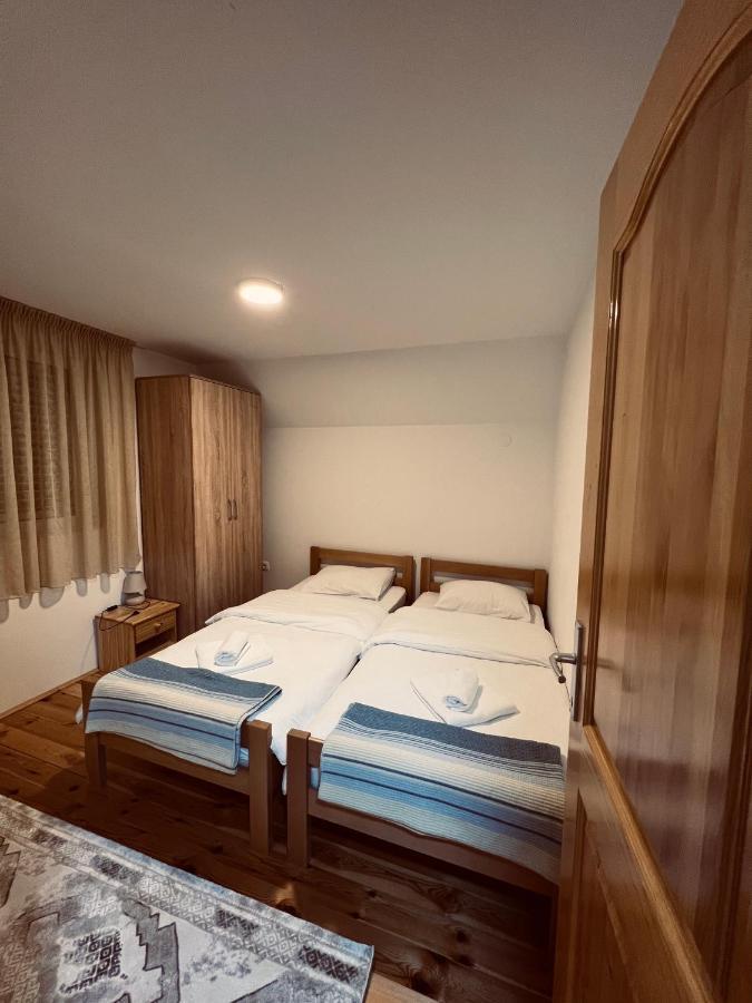 Guest House Sara Žabljak Eksteriør billede