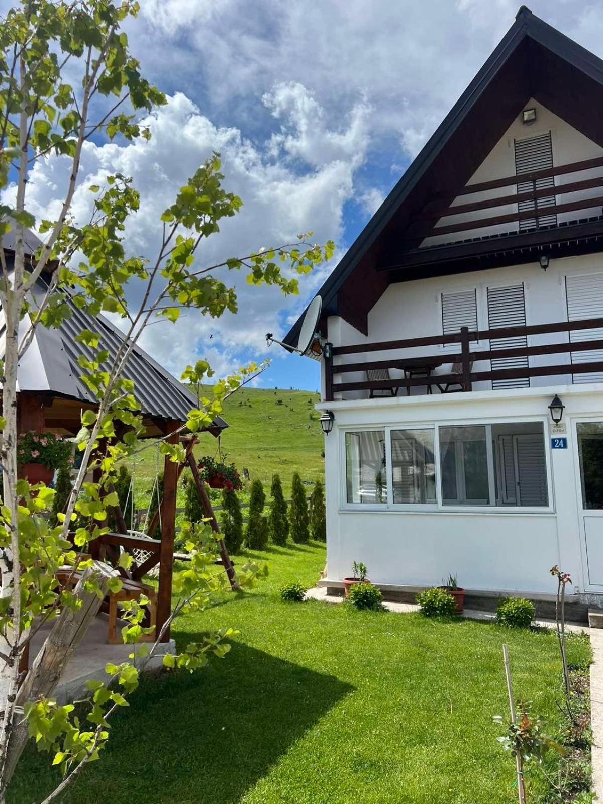 Guest House Sara Žabljak Eksteriør billede