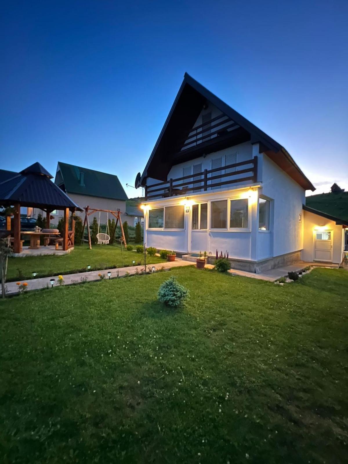Guest House Sara Žabljak Eksteriør billede